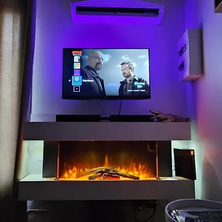 Tiny House Au Coeur De La Petite Rome Francaise *